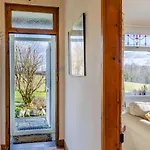 3 Bed In Oc-o31004